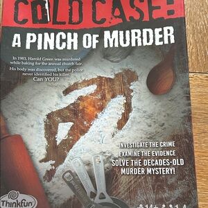 ThinkFun Cold Case: A Pinch of Murder Game